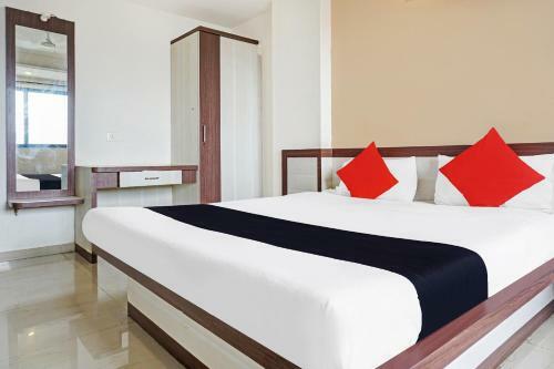 Collection O 81375 Hotel Amruta Deluxe Executive