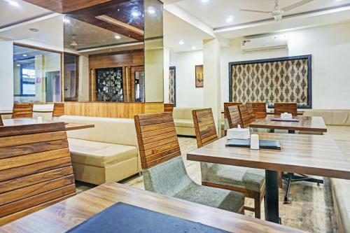 Collection O 81375 Hotel Amruta Deluxe Executive