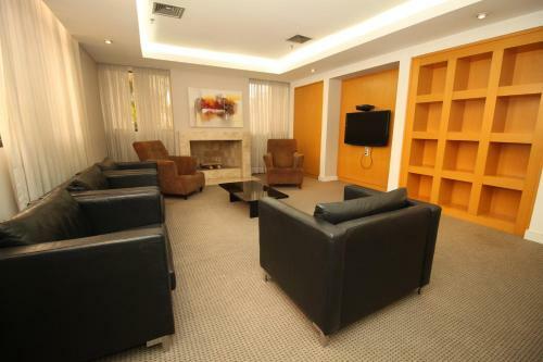 Apartamento Tr�s de Julho Flats - Jardins
