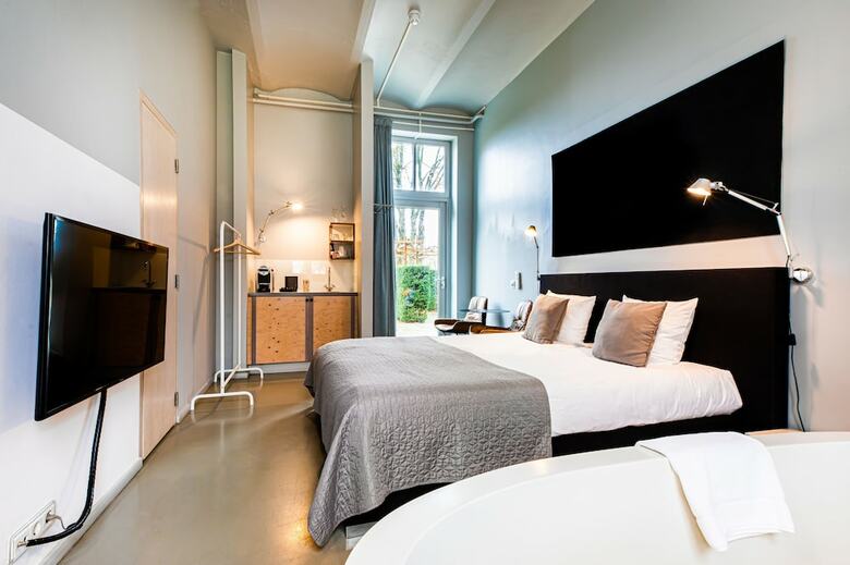 Hotel Hoogenweerth Suites