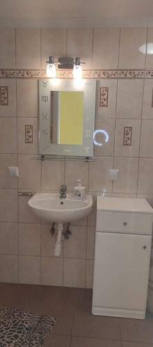 ?�?ty Dom Rybnica 33