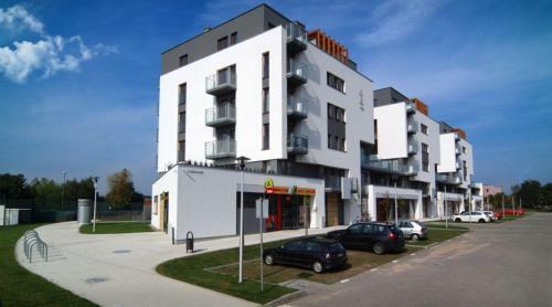 Ng New Gardens Apartment