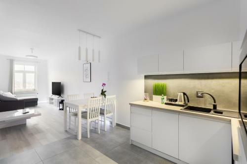 Akuratny Apartment