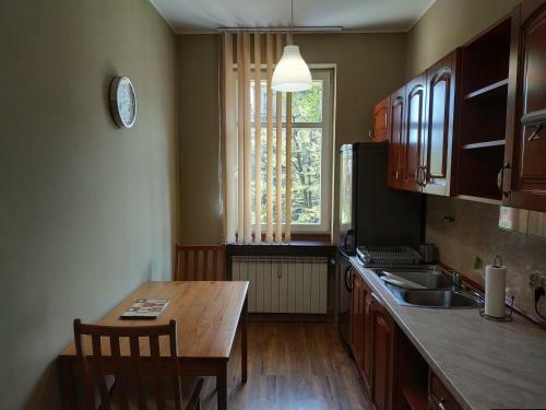 Poznan Old Town Brown Apartment