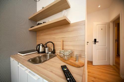 Very Berry - Glogowska 35a - Mtp Apartments - Self Check In 24h