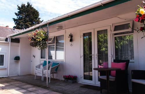 Hostal Woodlands Guest House