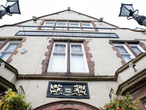 County Hotel