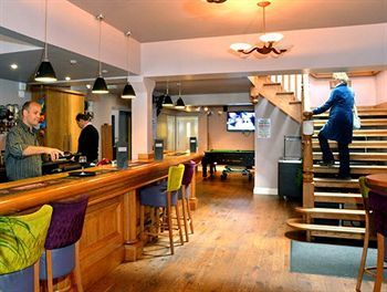 Stones Hotel Bar And Restaurant