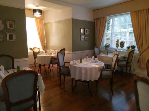 Alcombe House Hotel