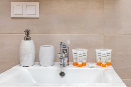 Warta Residence Apartments By Renters