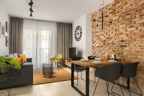 Impero Apartment Elite -pozna? Parking
