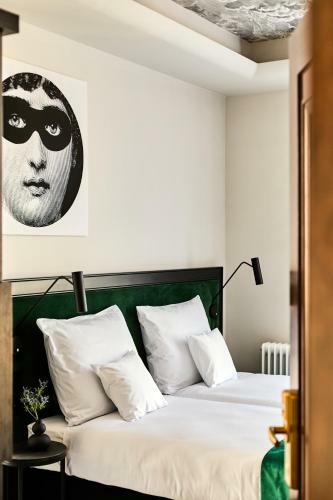 Hotel Liberte 33 Bw Premier Collection