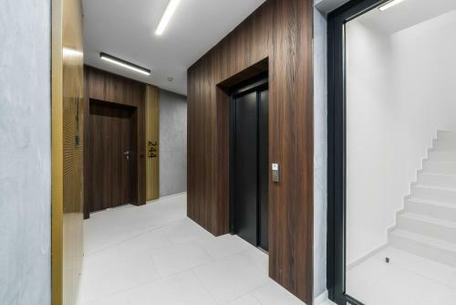 Apartment City View Garbary By Renters