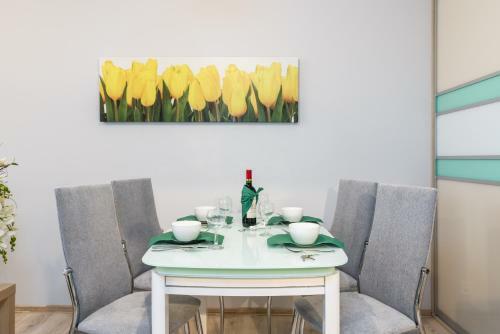 Apartments Or?a Bia?ego Pozna? By Renters