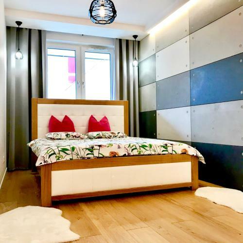 New Wave Apartment Big & Beautiful -parking