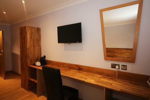 Westone Manor Hotel