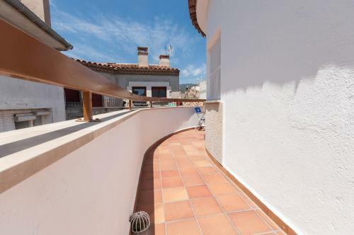 Lets Holidays Apartment Tossa Near Beach 2