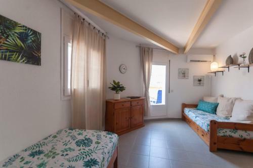 Lets Holidays Apartment Tossa Near Beach 2
