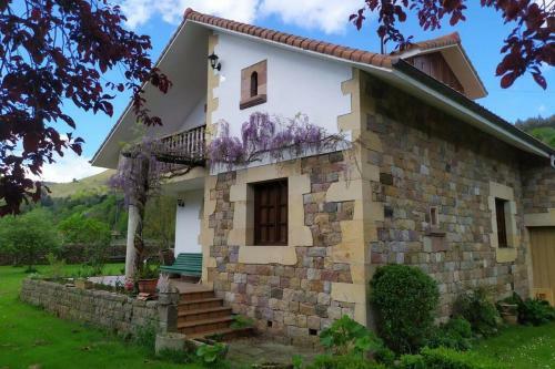 Casa Las Lindes Valle De Cabuerniga , Cantabria