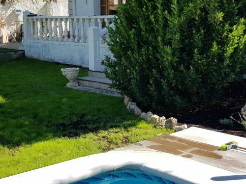 Casa De Campo Con Piscina 12 Personas