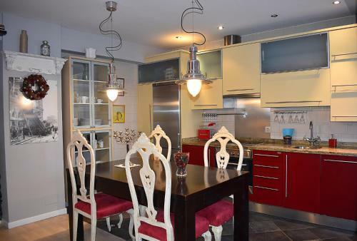 Apartamento San Quirce - C�ntrico Y Reformado- Wifi Y Netflix