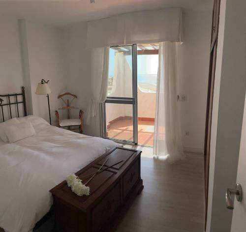 Apartamento �tico Sobre El Mar