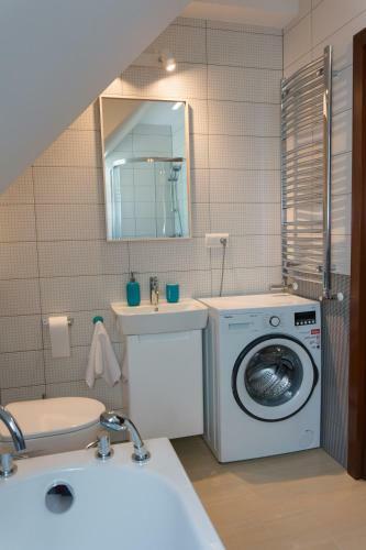 Pokoje Go?cinne Na Jask�?czej