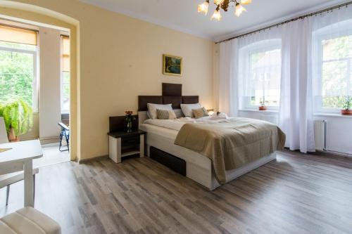 Apartamenty Izerskie - Ul. Wczasowa 8