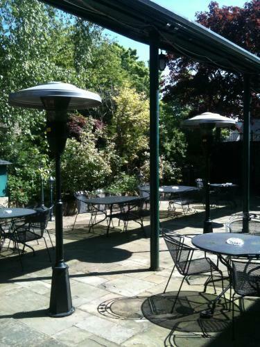 Santo's Higham Farm Hotel