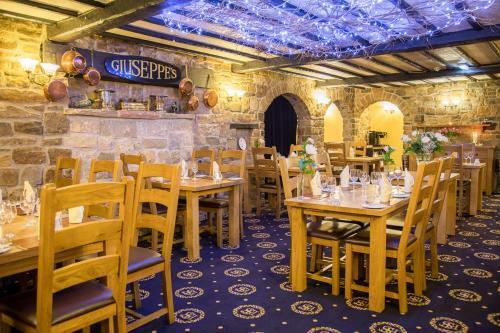 Santo's Higham Farm Hotel