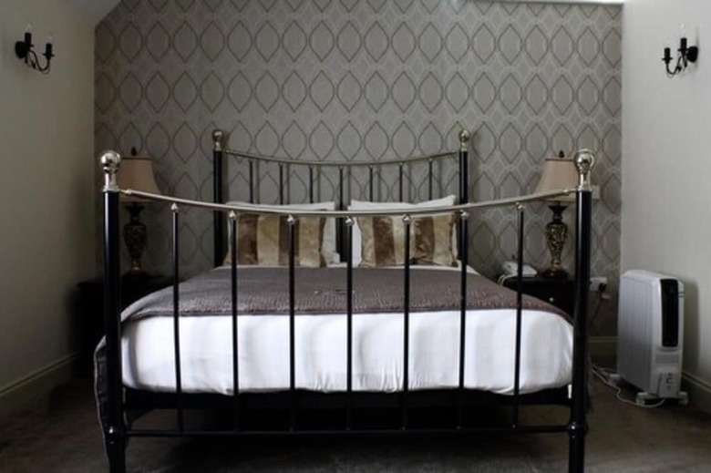 Hotel The George At Baldock