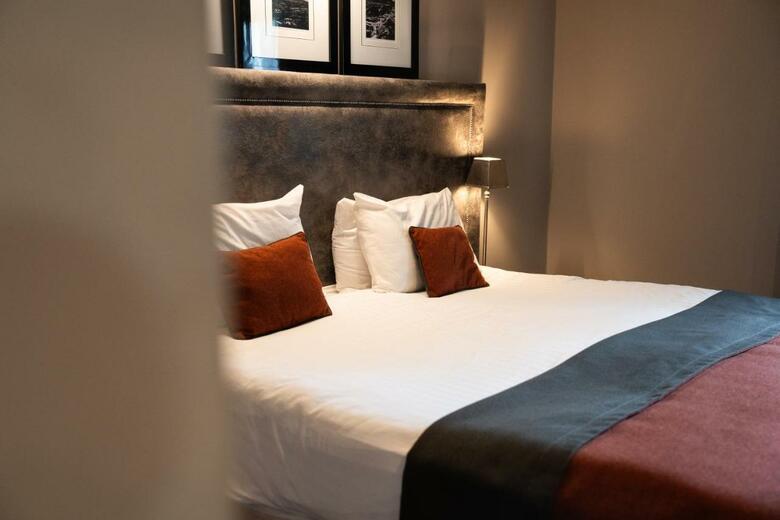 The Fenwick Hotel