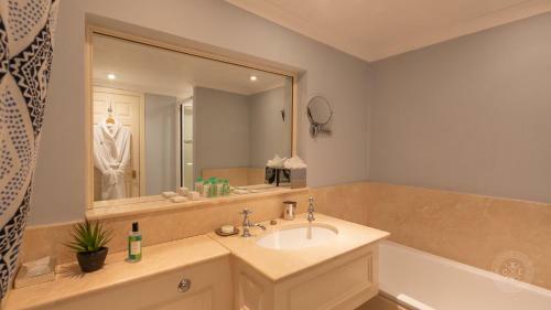 The Airds Hotel And Restaurant