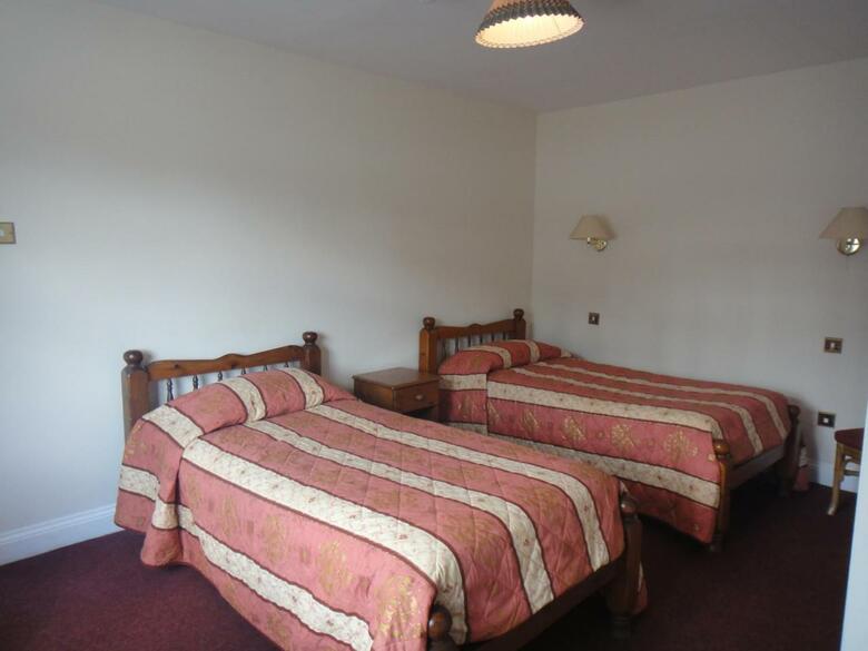 Hotel Gibtel Lodge & Cafe