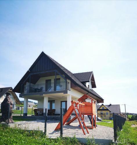 Domek W G�rach I Nad Jeziorem Czorszty?skim