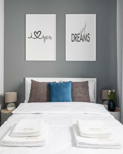 Premium Apartments New Town Private Parking Included