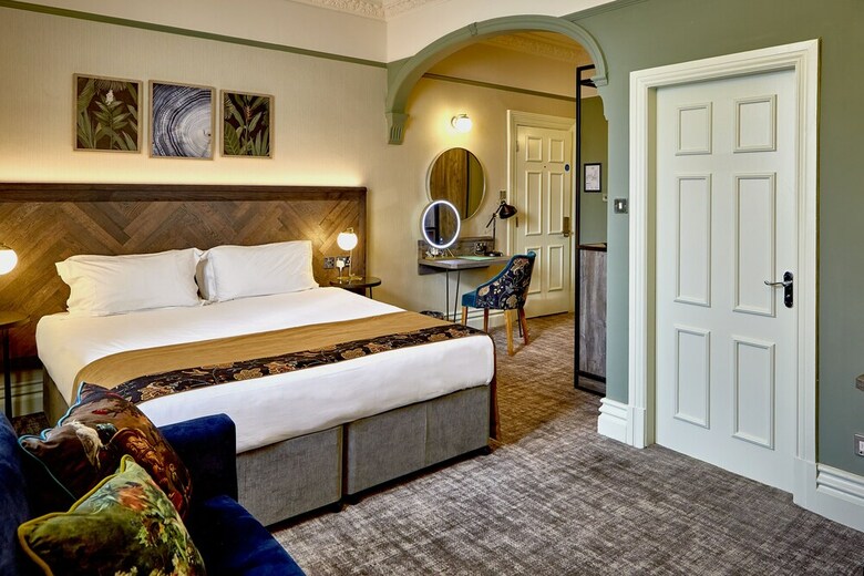 Alderley Edge Hotel