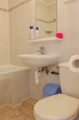 Hostal Pokoje Ze Wsp�ln? Kuchni?