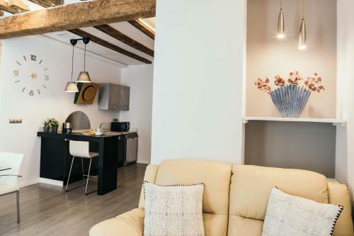 Apartamento Cathedral Modern 2br, 1ba, Wifi, Ac, Balcony