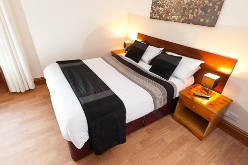 Port Dinorwic Hotel And Apartments