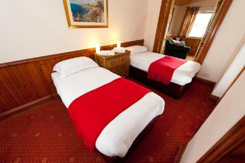 Port Dinorwic Hotel And Apartments