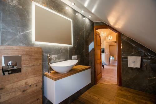 Apart-invest J�zefina Art Deco