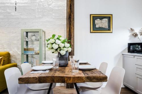 Uroczy Apartament ?azienna 5/4