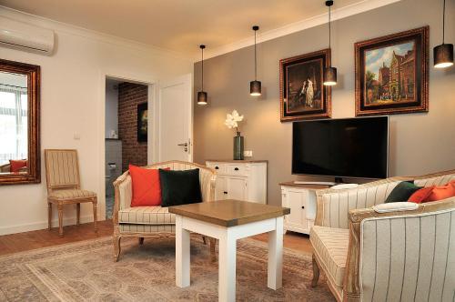 Apartamenty ?eglarska 25