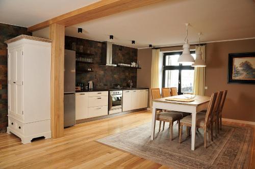 Apartamenty ?eglarska 25