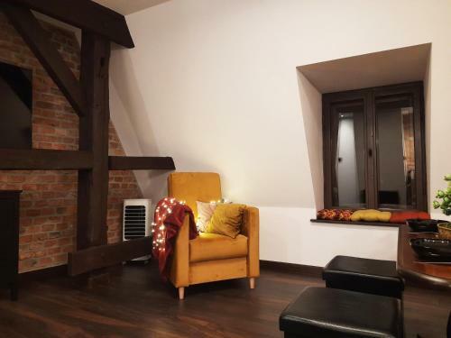 Ceglana Komnata - Old Town Apartment