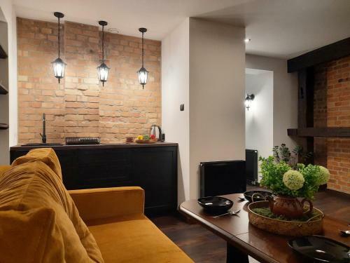 Ceglana Komnata - Old Town Apartment