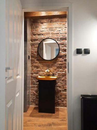 Ceglana Komnata - Old Town Apartment