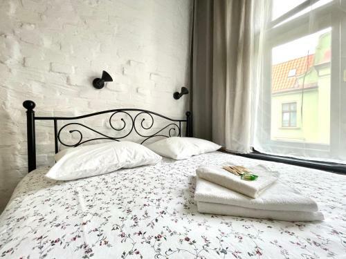 Copernicus Street Apartment - Twin Peaks