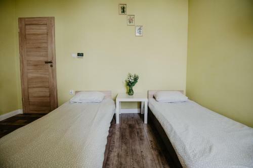 Albergue Centrum Noclegi W?growiec